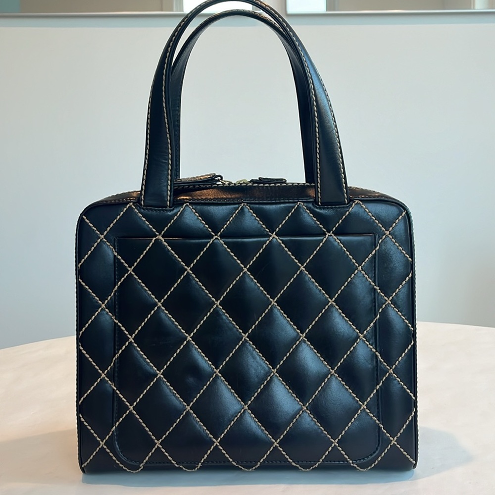 Chanel Black Leather Cream Wild Stitch Handbag - Picture 4 of 17